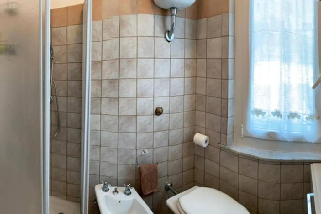 Casa Flea - Holiday Apartment With 2 Bedrooms Gualdo Tadino Eksteriør billede